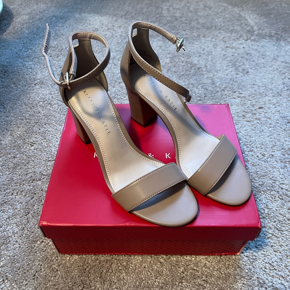 Woman’s Tan Heels